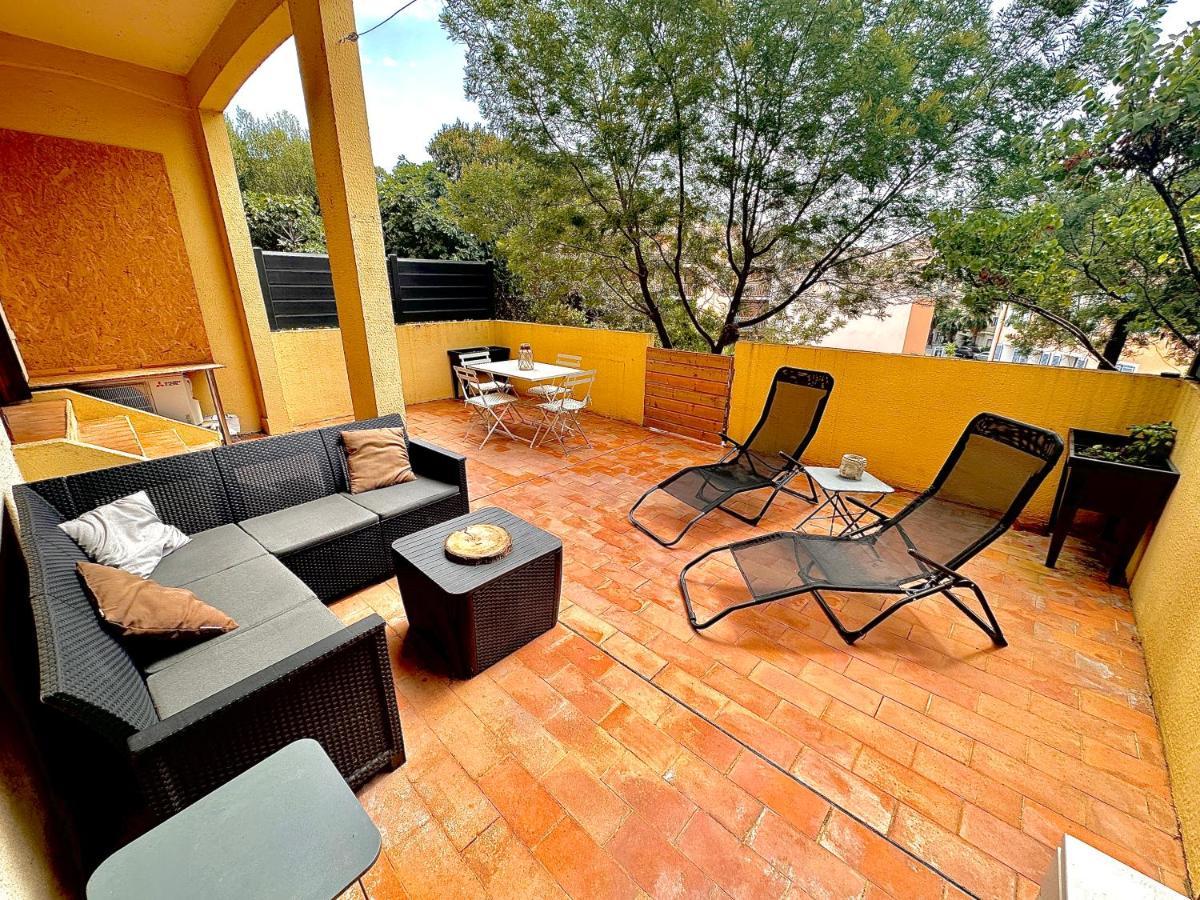 Appartement Proche Mer Avec Terrasse Et Jardin Privatif Hyères Buitenkant foto